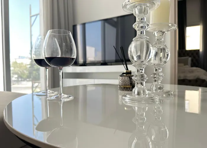 For - * 라르나카