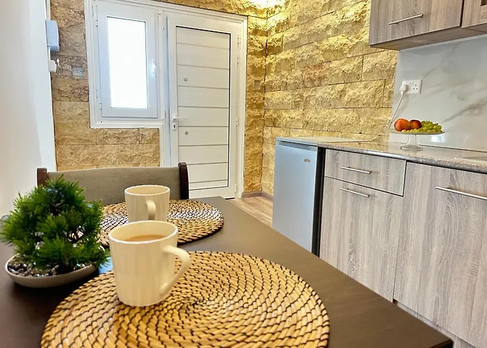 아파트 For - 라르나카