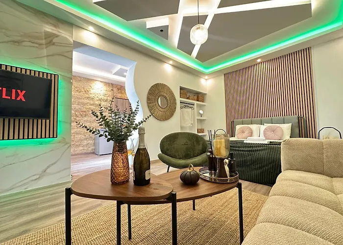 For - * 라르나카