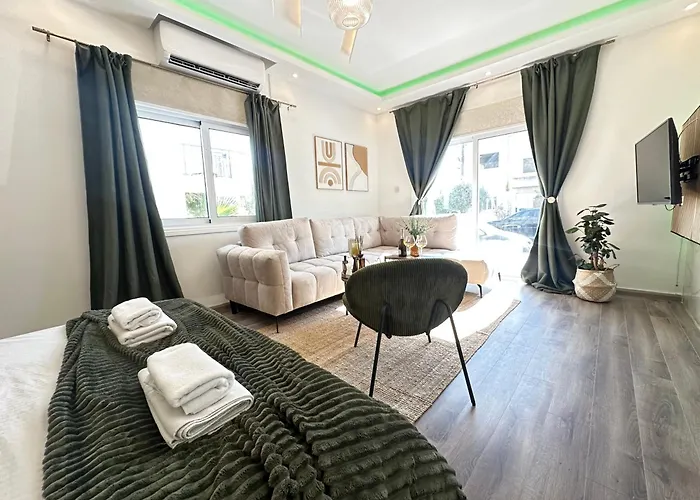 For - 아파트 라르나카