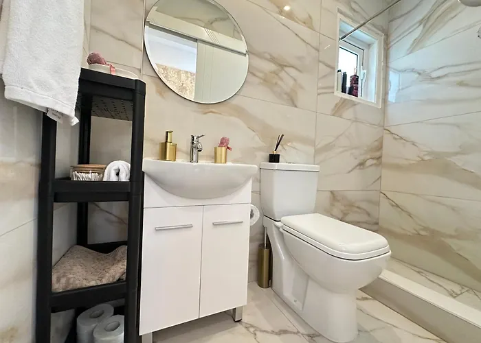 For - 아파트 라르나카